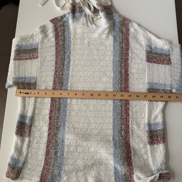 O’Neill Bethany Hooded Pull Over Sweater Beach Swim Cover Women’s size XS - Picture 5 of 7